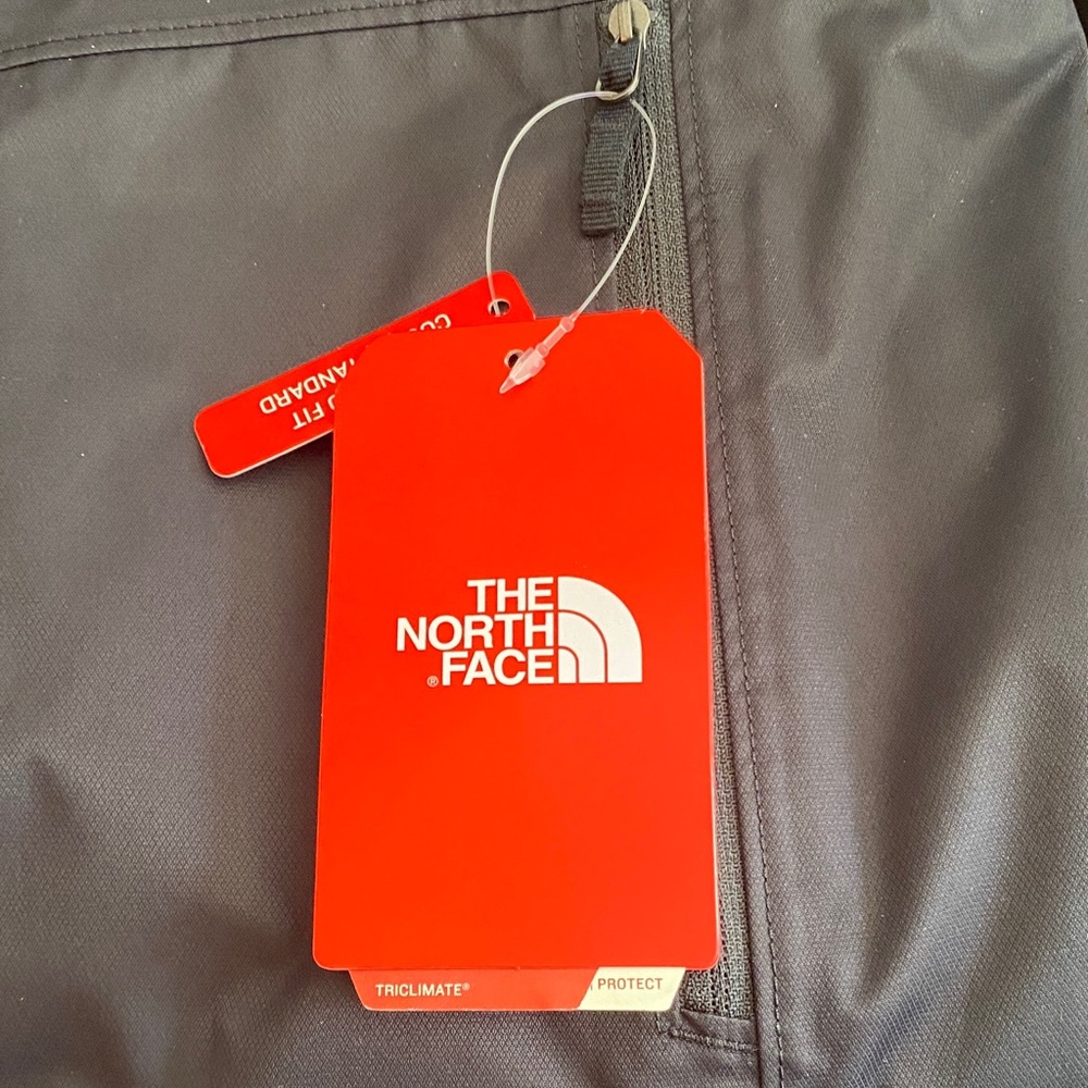 The North Face Black Zip-Up Jacket - Picture 4 of 7